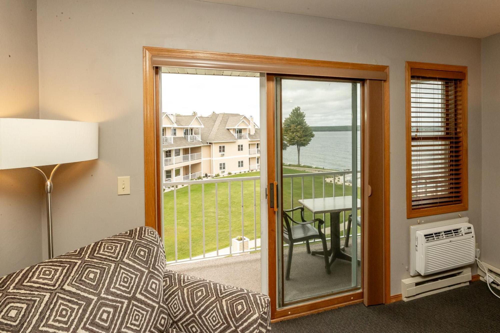 Westwood Shores Waterfront Resort Sturgeon Bay Extérieur photo