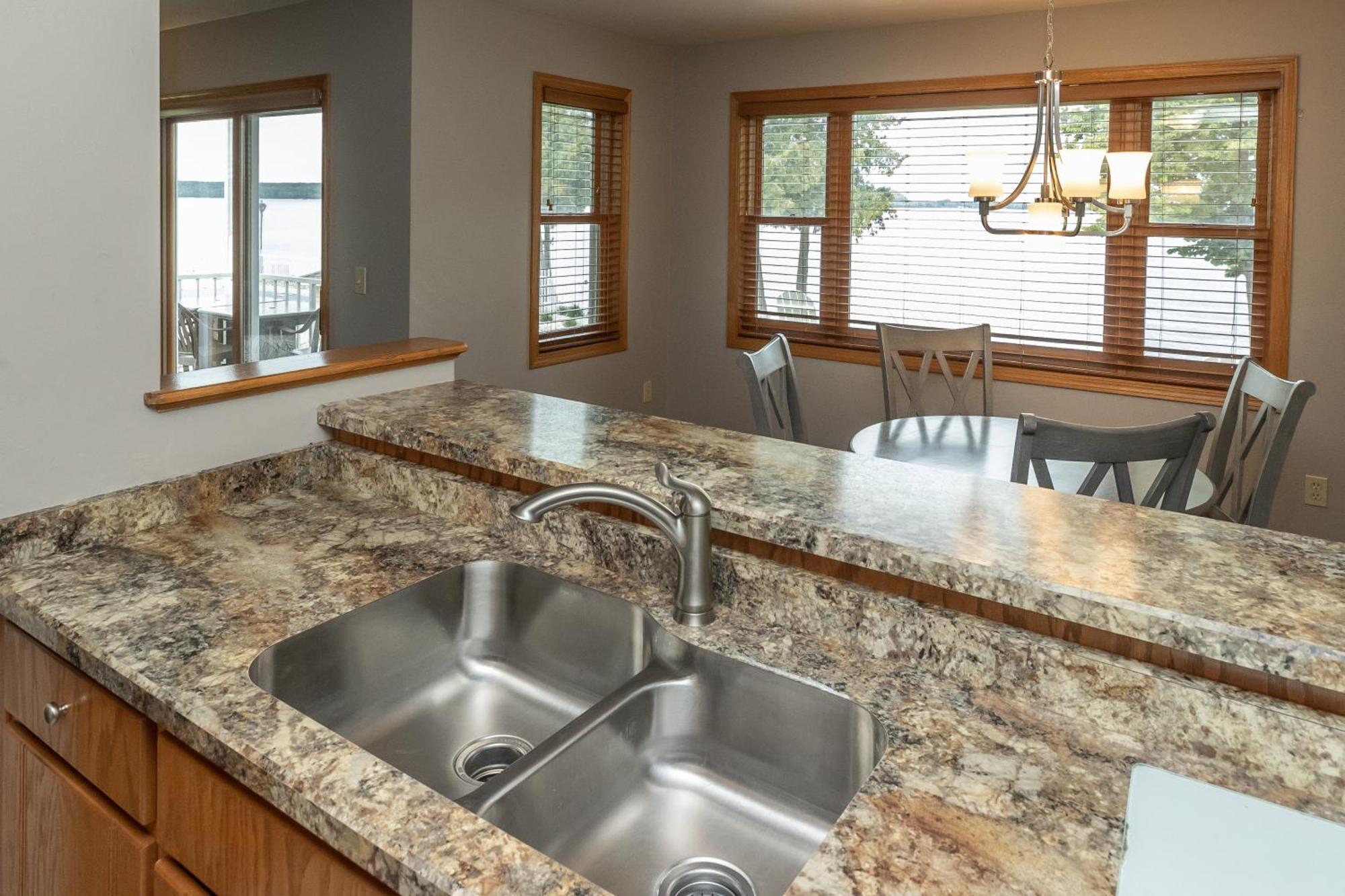 Westwood Shores Waterfront Resort Sturgeon Bay Extérieur photo