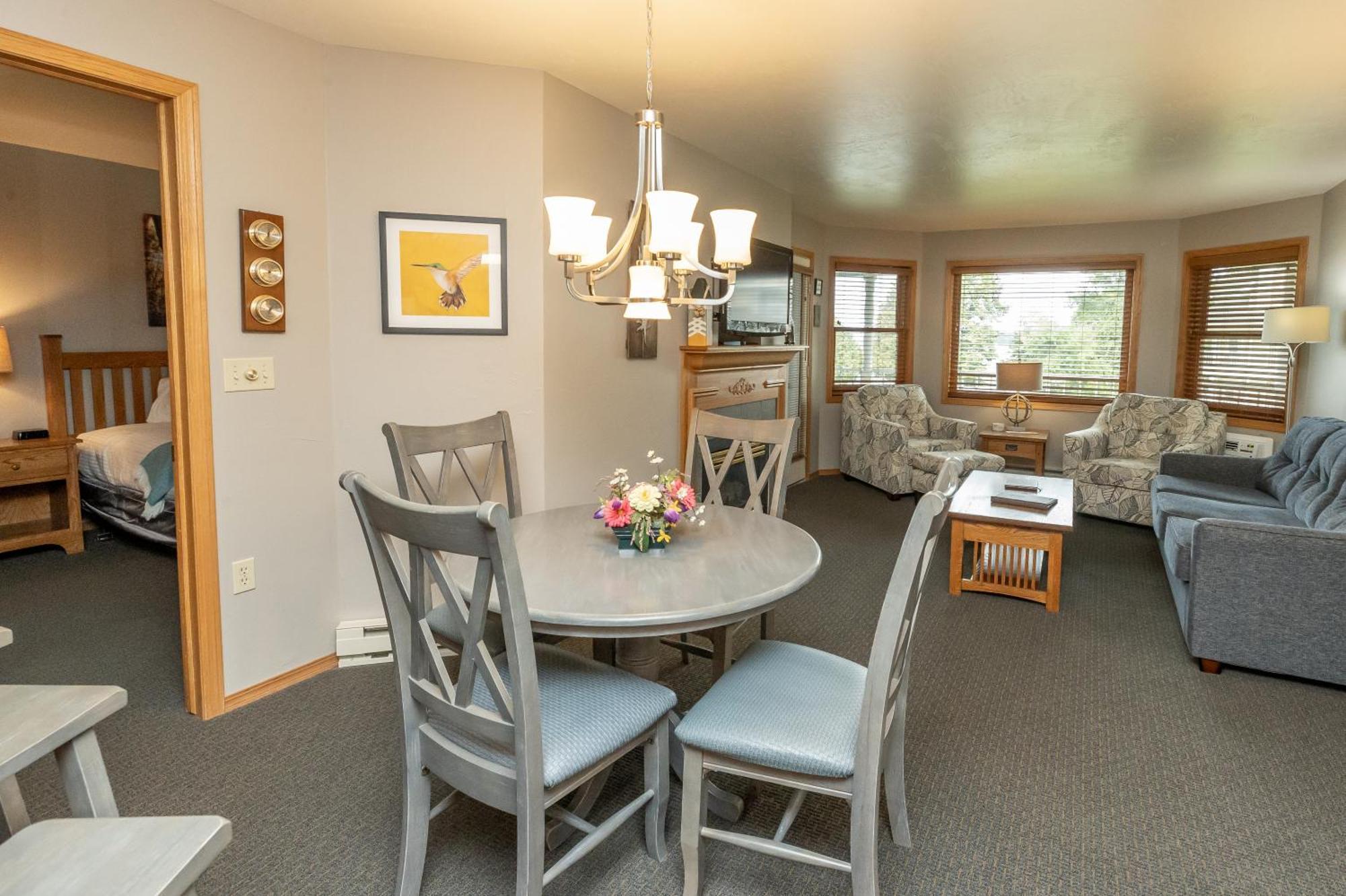 Westwood Shores Waterfront Resort Sturgeon Bay Extérieur photo