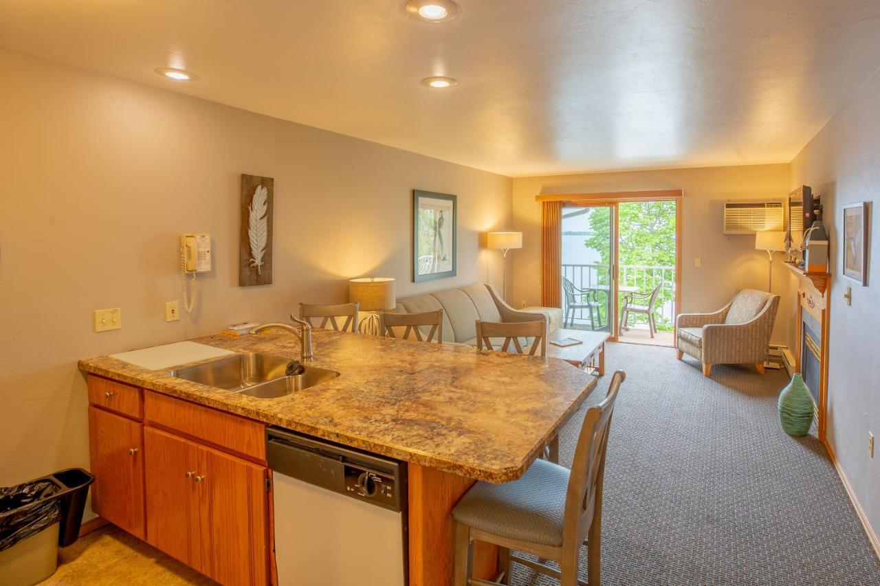 Westwood Shores Waterfront Resort Sturgeon Bay Extérieur photo