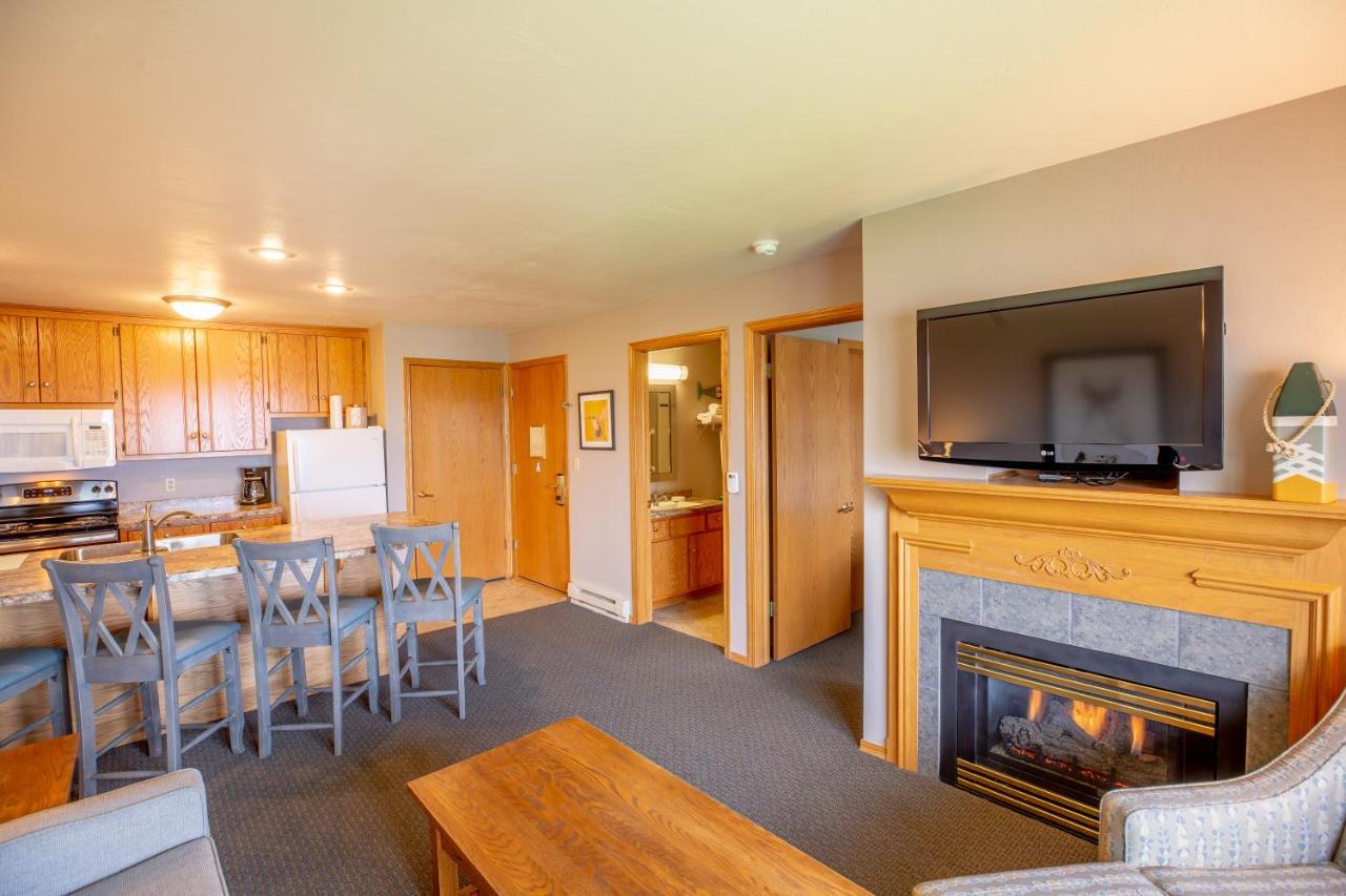 Westwood Shores Waterfront Resort Sturgeon Bay Extérieur photo