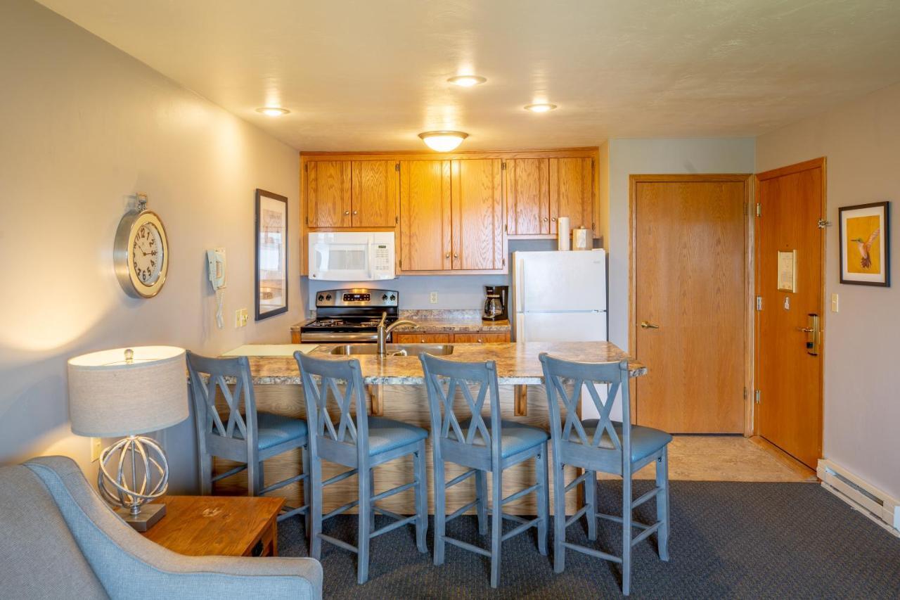 Westwood Shores Waterfront Resort Sturgeon Bay Extérieur photo
