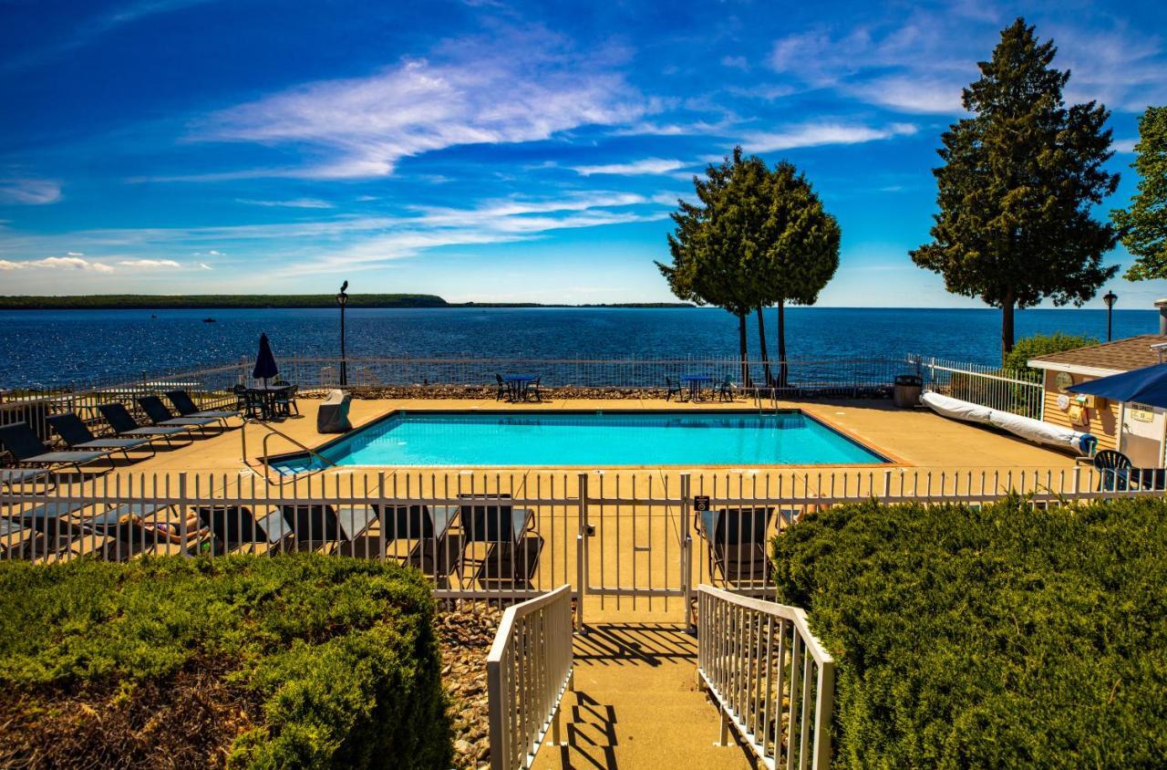 Westwood Shores Waterfront Resort Sturgeon Bay Extérieur photo