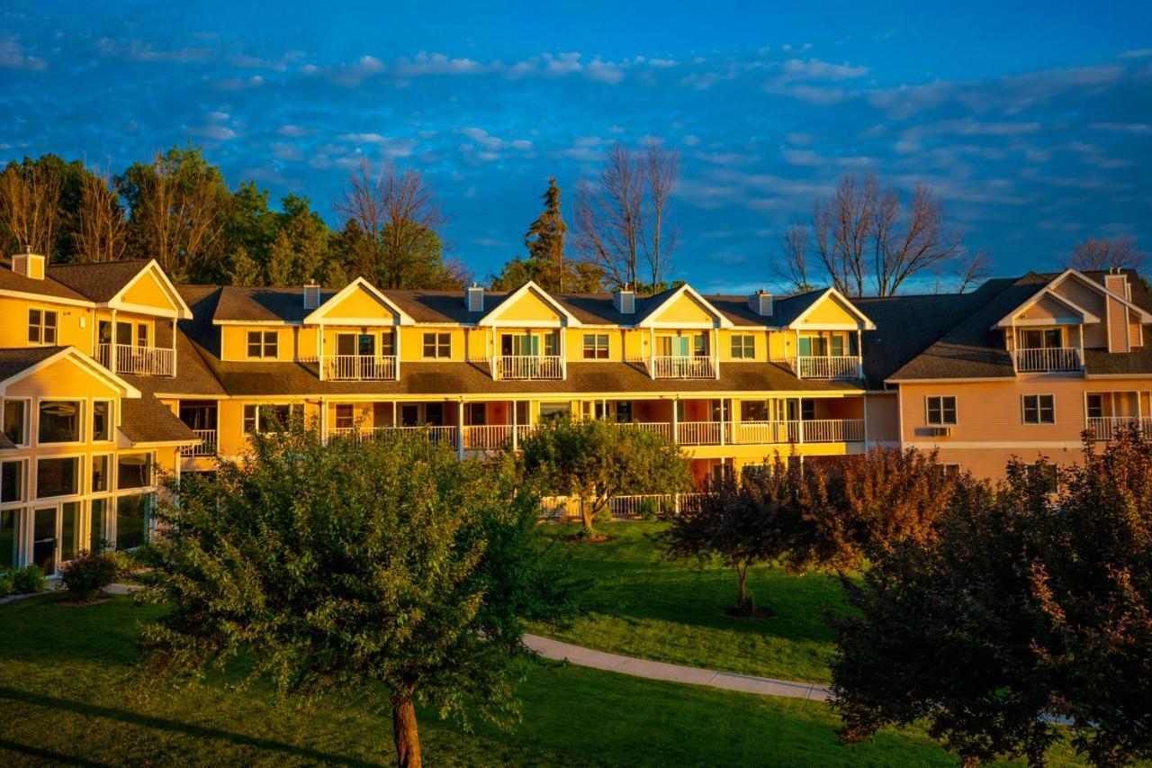 Westwood Shores Waterfront Resort Sturgeon Bay Extérieur photo
